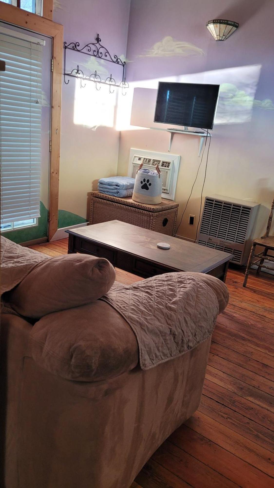 Angel Cottage With A Sauna Or The Cozy With A Jacuzzi Tub, Both Are Studios With A View Of Mount Shasta Zewnętrze zdjęcie